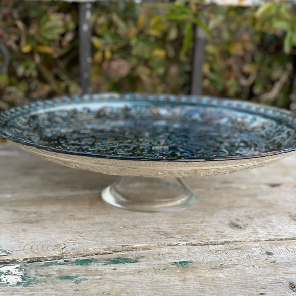 Antiqued Blue Silver Foil Embossed Glass Cake platter - Picture 2 of 16